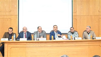 ورشة عمل مدونة سلوك وأخلاقيات الوظيفة العامة فى جامعة الفيوم