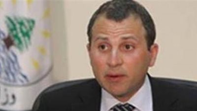 لبنان يوقع عقدًا مع شركة أمريكية للتنقيب عن النفط
