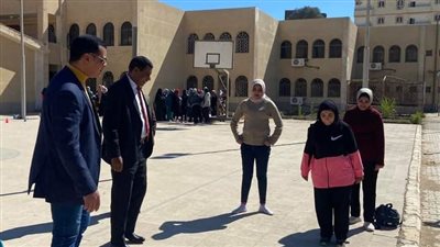 وكيل تعليم قنا يتابع التدريبات الذهنية والبدنية للمعلمين بالأكاديمية المهنية