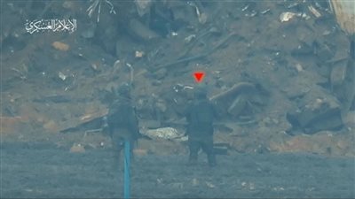 المقاومة الفلسطينية تنشر مشاهد لحظة قنص ضابط إسرائيلي غرب غزة