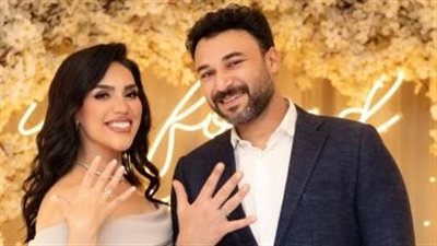 محمد العمروسي يرد على فرق السن مع مي فاروق