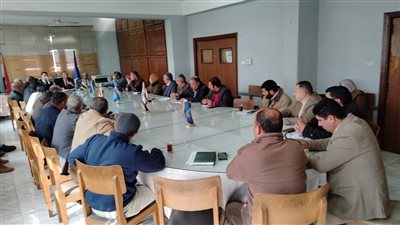  البحيرة تناقش كيفية توزيع مياه الرى بنطاق مراكز المحافظة 