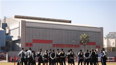 رسمياَ.. مدافع الأهلي خارج لقاء شباب بلوزداد