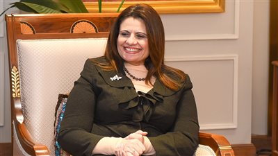 الهجرة: توفير عقود عمل موثقة بالتنسيق مع جهات تستقدم العمالة المصرية