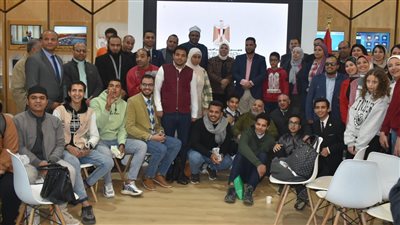 الشباب تستعرض أبرز أنشطة البرلمان والتعليم المدني لرواد معرض القاهرة الدولي للكتاب