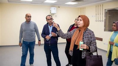 فريق طبى بصحة قنا يتفقد التجهيزات لتشغيل الكامل لمستشفي نجع حمادي