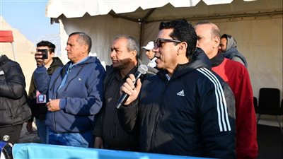 وزير الشباب الرياضة يوجه إشادة لفيوتشر بعد الموافقة على تدريب التوأم للفراعنة