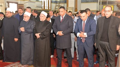 محافظ الدقهلية يستقبل  مفتي الجمهورية ويؤدون صلاة الجمعة بمسجد النصر 