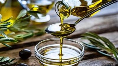 الزراعة توضح فوائد زيت الزيتون