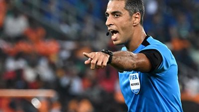 أمم إفريقيا تحسن صورة التحكيم المصري