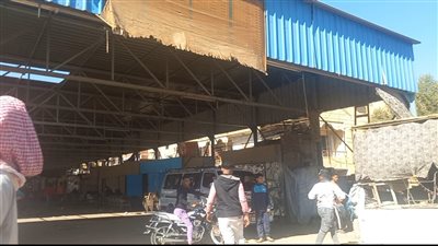 معاناة أهل أسوان من عشوائية أكشاك المقاهى بموقف السيل