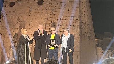 تكريم المخرج خيري بشارة بمهرجان الأقصر للسينما الإفريقية