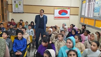 وكيل تعليم الغربية يتابع انتظام العملية التعليمية بشرق طنطا
