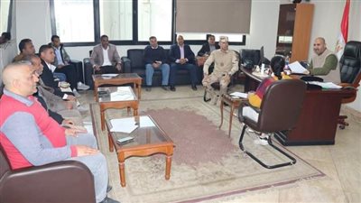 سكرتير بنى سويف يراجع جاهزية المعدات المشاركة بالتدريب العملي المشترك لمُجابهة الأزمات