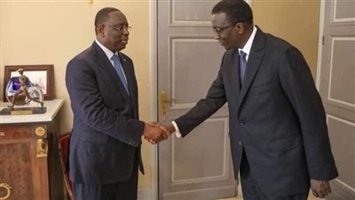 الوزير الأول ينفي وجود أي مشاكل مع رئيس السنغال ويشرح موقفه