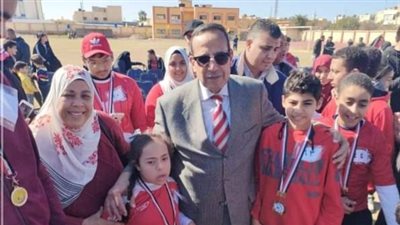 محافظ شمال سيناء يتفقد انتظام الدراسة في مدارس رفح