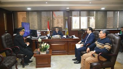 محافظ الغربية يتابع استمرار جهود تيسير الحركة المرورية بعد عودة الدراسة 