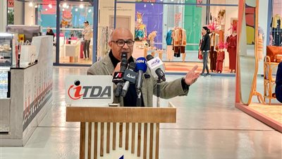 مساعد وزير التموين: احتياطى القمح 4.4 شهر والزيت أكتر من 4 شهور