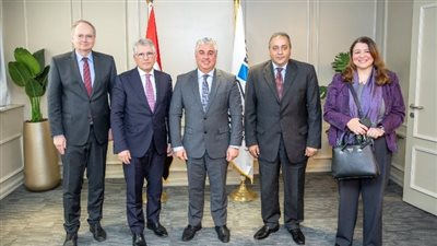 وفد المفوضية الأوروبية يبحث التعاون بمنطقة قناة السويس