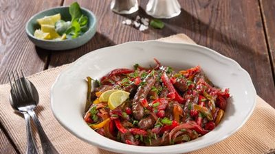 طريقة عمل سجق بدبس الرمان.. حضريه في دقائق