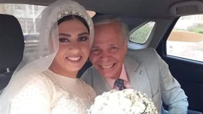 رد محمود عامر وزوجته على السخرية من صور زفافهما (فيديو)