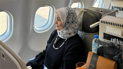 مستشار شيخ الأزهر  تعود إلى القاهرة بعد رحلة علمية إلى إندونيسيا 