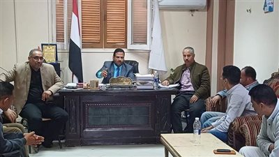 مدير تعليم أبوتشت يوجه بتفعيل مجموعات الدعم المدرسي 