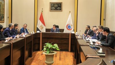 وزير الصحة يستقبل مؤسس الجمعية العالمية لزراعة كبد الأطفال