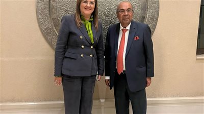 وزيرة التخطيط تبحث فرص الاستثمار مع رئيس مجلس إدارة مجموعة 