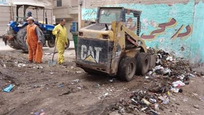 حملات مكثفة للنظافة ورفع القمامة وتراكمات الأتربة بالشرقية| صور