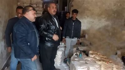 ضبط 20 طن سلع إستراتيجية بغرض بيعهم في السوق السوداء بالشرقية