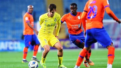 النصر والفيحاء.. التعادل السلبي يحسم الشوط الأول