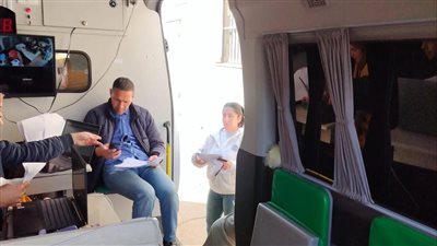 44 خدمة قدمتها سيارة المركز التكنولوجى المتنقل بكفر الشيخ 