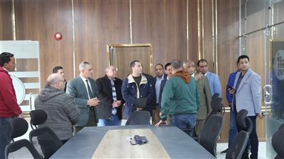 محافظ كفرالشيخ يتفقد التجهيزات النهائية لمركز سيطرة الشبكة الوطنية للطوارئ والسلامة العامة 