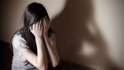 انتهاك جماعي لشابة أمام حبيبها.. قرار من النيابة بشأن واقعة فتاة النزهة
