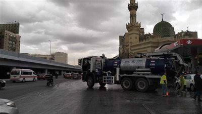 استمرار سحب مياه الأمطار بنطاق القاهرة والجيزة