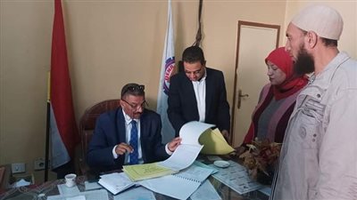 مدير عام تعليم نجع حمادي يشدد علي إتباع إجراءات الأمن والسلامة بالمدارس