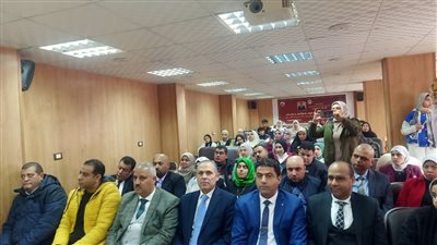 جلسة محاكاة مجلس الشيوخ بحضور وكيل وزارة الشباب والرياضة بالقليوبية