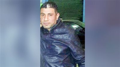 عاطلان ذبحا «قعيدًا» وألقيا الجثة لكلاب مقابر الخليفة