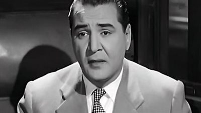 حسين صدقى اعتزل الفن.. وأوصى بحرق أفلامه