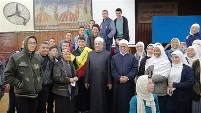 عبدالغني والشرقاوي يتفقدان تصفيات مسابقة المترجم الناشىء