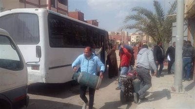 ضبط 32 إسطوانة غاز صغيرة مخزنة بمنزل بالعاشر من رمضان 