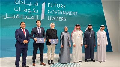 الشيخ يشارك بقمة الحكومات ويبحث تعزيز التعاون مع عدد من الجهات الدولية