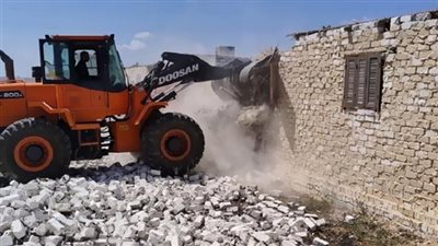 الإسكندرية: حملات لإزالة التعديات بحى شرق بمنطقة خورشيد