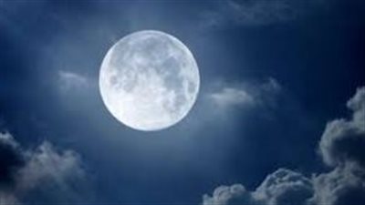 بدر شهر شعبان يُزين سماء مصر في هذا الموعد   