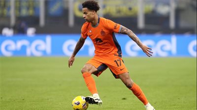 نجم كندا يدخل التاريخ في انتصار الإنتر على ساليرينتانا 