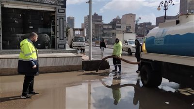 سكرتير عام مساعد البحيرة يُتابع أعمال رفع مياة الأمطار 