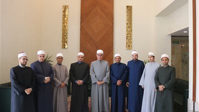 البحوث الإسلامية يوجه قوافل توعية إلى جنوب سيناء ومرسى مطروح