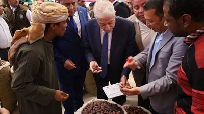 محافظ جنوب سيناء يفتتح معرض 