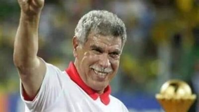 حسن شحاتة يكشف حقيقة اعتزاله التدريب